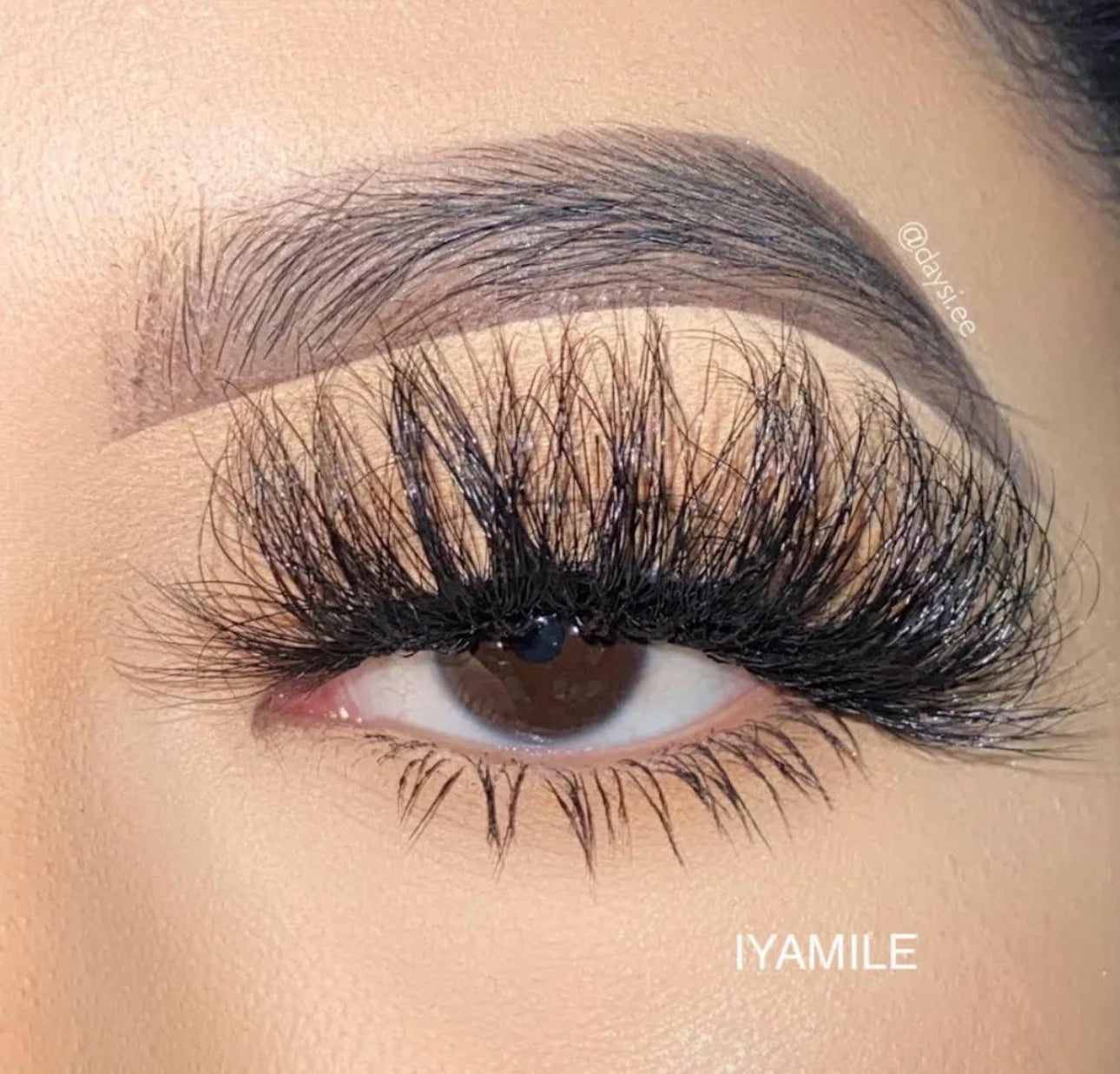 Iyamile “25MM”- DISCONTINUED🔜 - Yalordelashesllc